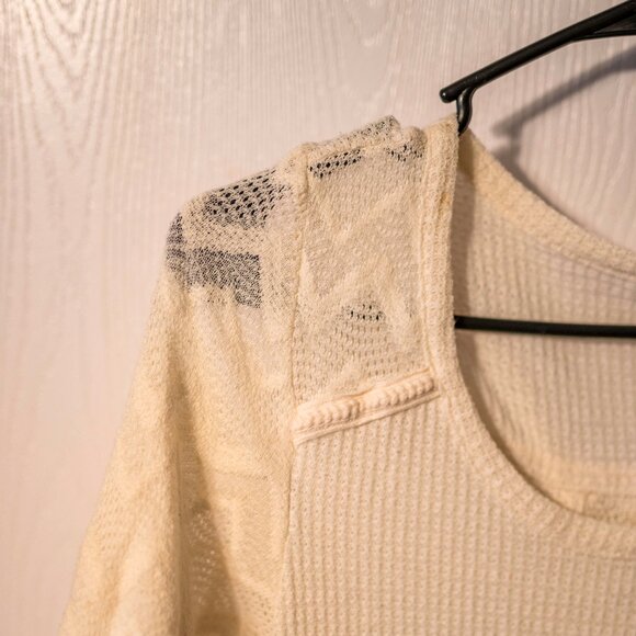 Lucky Brand Cream Textured Long Sleeve Top – Size L - Picture 4 of 4